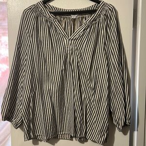 Gold dot Crown and Ivy 3/4 sleeve shirt XXL